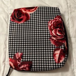 Sonia Kashuk Travel Makeup/Toiletry Case